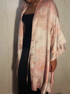 Victoria's Secret Pink Floral Satin Kimono